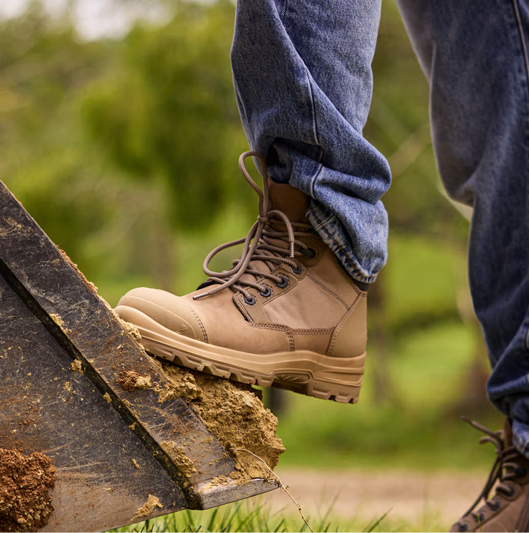 Redback - CLZST Lynx Zip Sided Composite Safety Boot